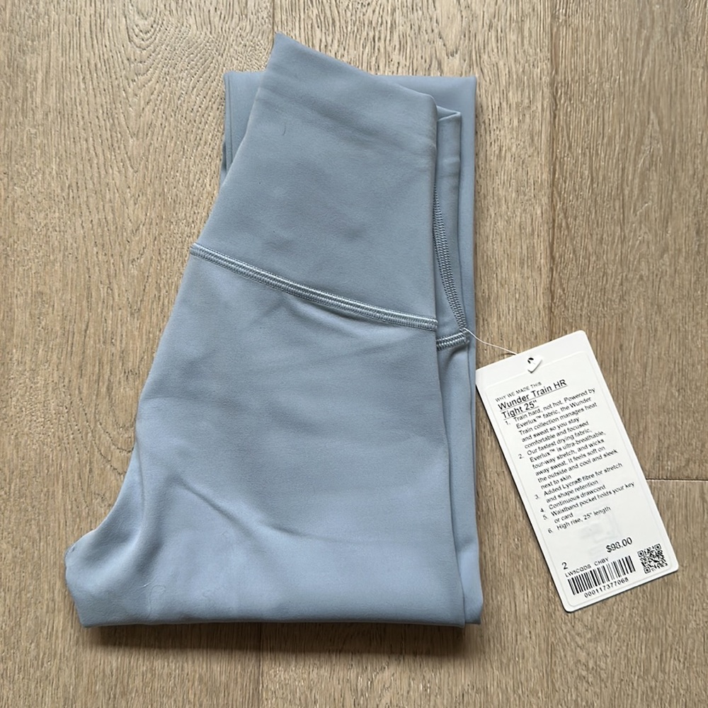 NWT wunder train 25" chambray size 2 lululemon